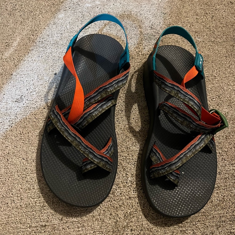 Worn twice. No longer have a use